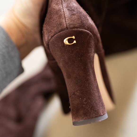 Coach Women's Pointed Toe Pull-On Knee High Boots - CECE - Brown Suede Size 7.5 - Picture 4 of 7